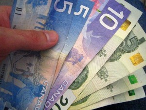 canadian-money-1